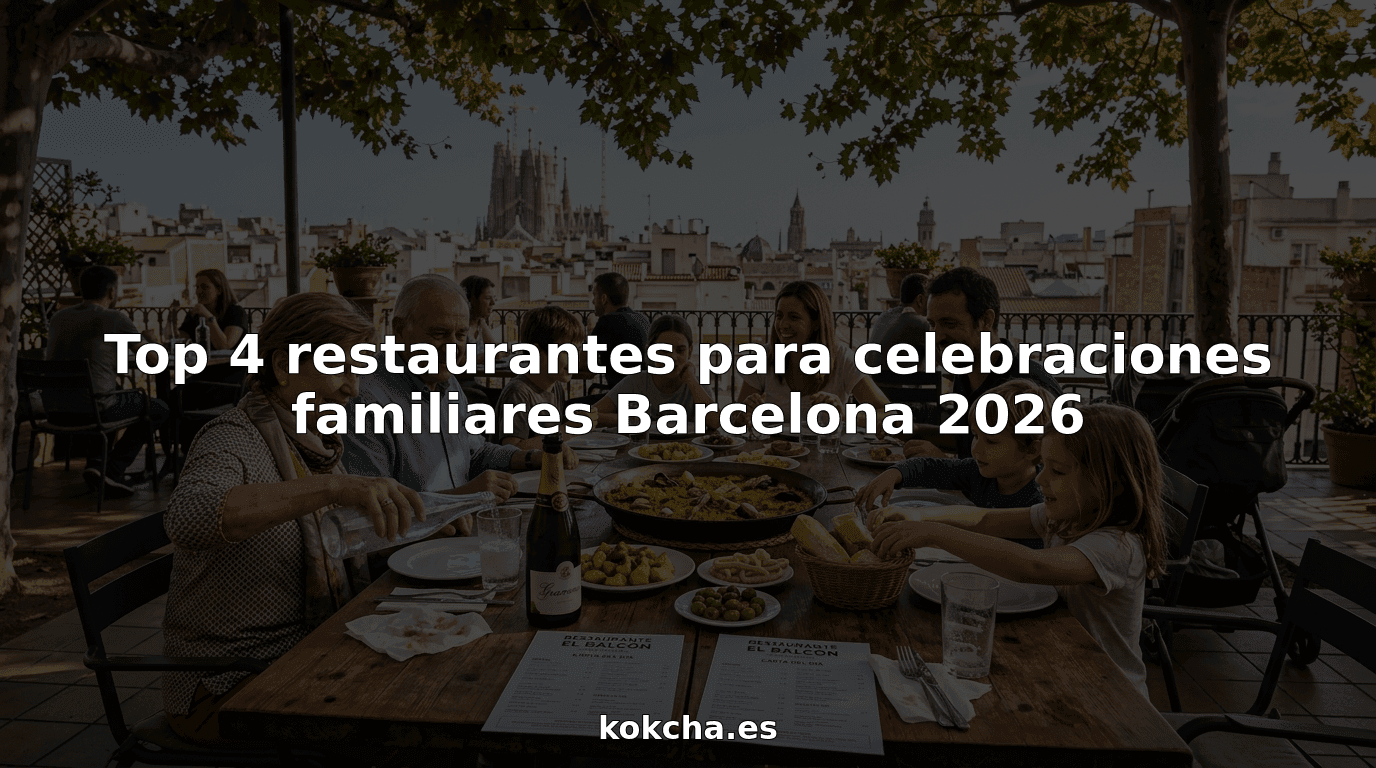 Una familia disfruta de una comida juntos en la terraza de un restaurante en Barcelona.