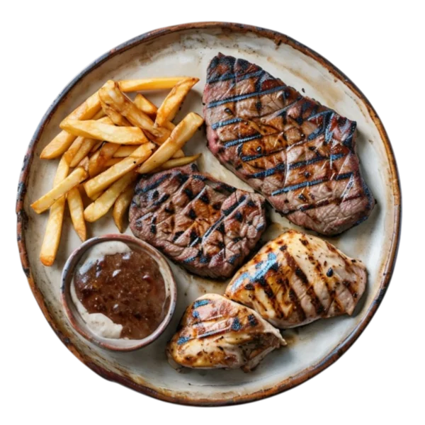 Parrillada mixta de ternera y pollo marinado con patatas en Kokcha Barcelona