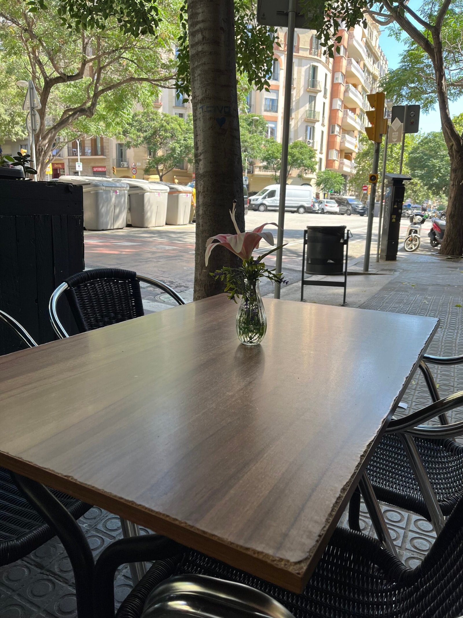 Ambiente acogedor de Kokcha junto a la Sagrada Familia